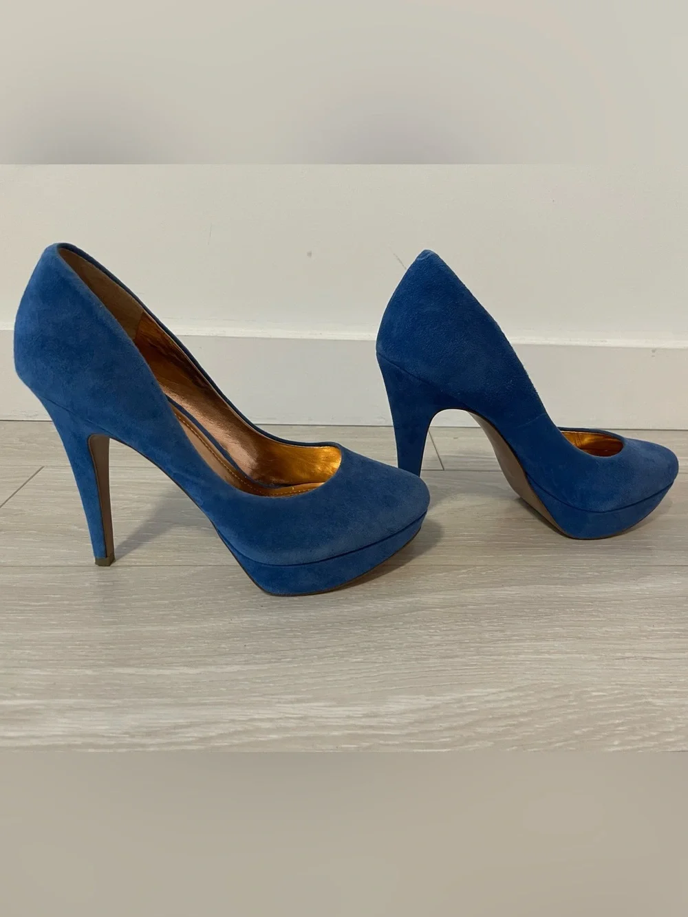 BCBGeneration striking cobalt
